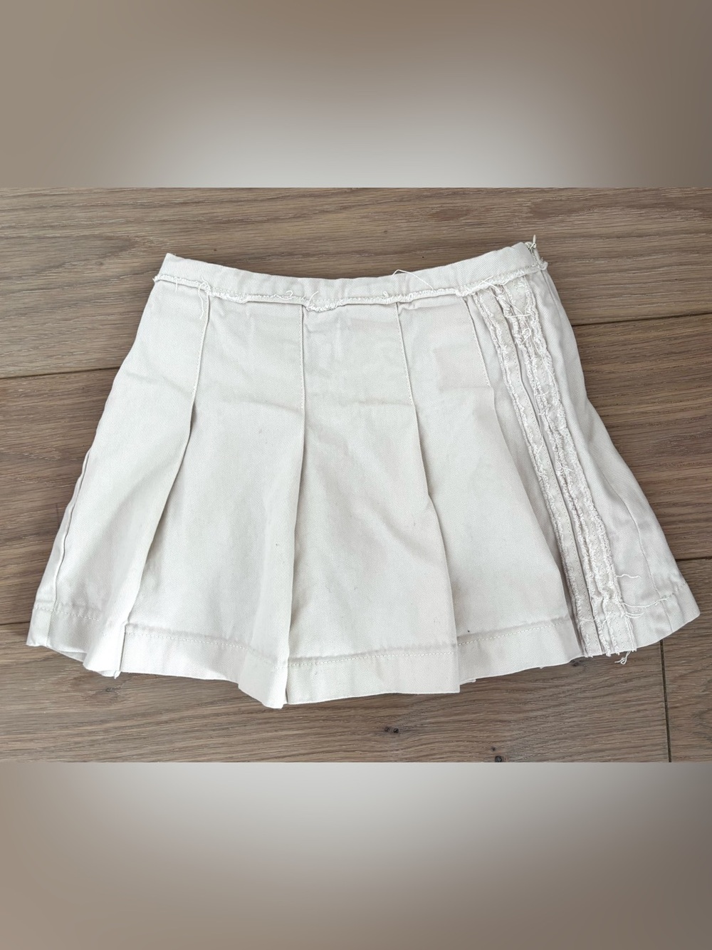 Zara Pleated Skirt size 9